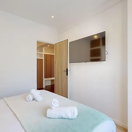 Apartment 335 Me3d - Superb In *