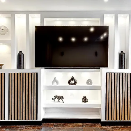 335 Me3d - Superb In