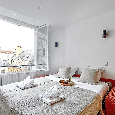 335 Me3d - Superb In Apartmán Paříž